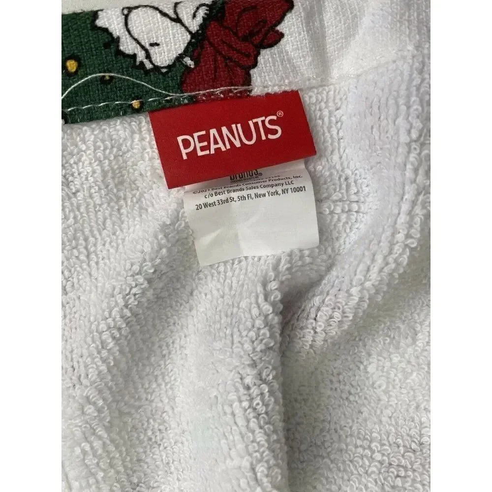 Peanuts Snoopy Hanging‎ Kitchen Towel Christmas Wreath Holidays Woodstock NWT